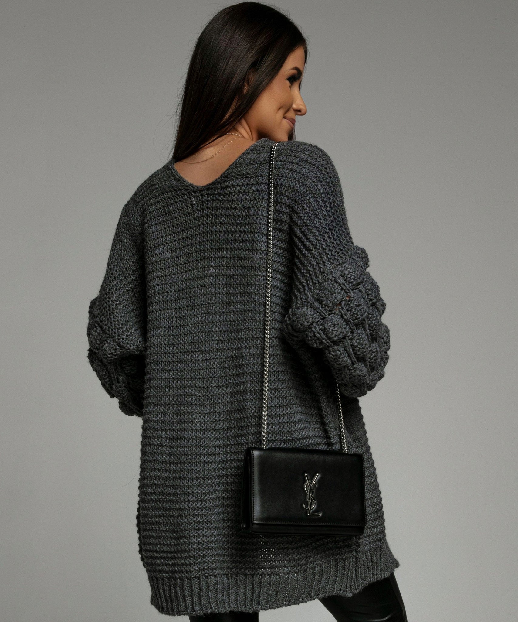 Strickjacke Cloudy Dunkelgrau kurz