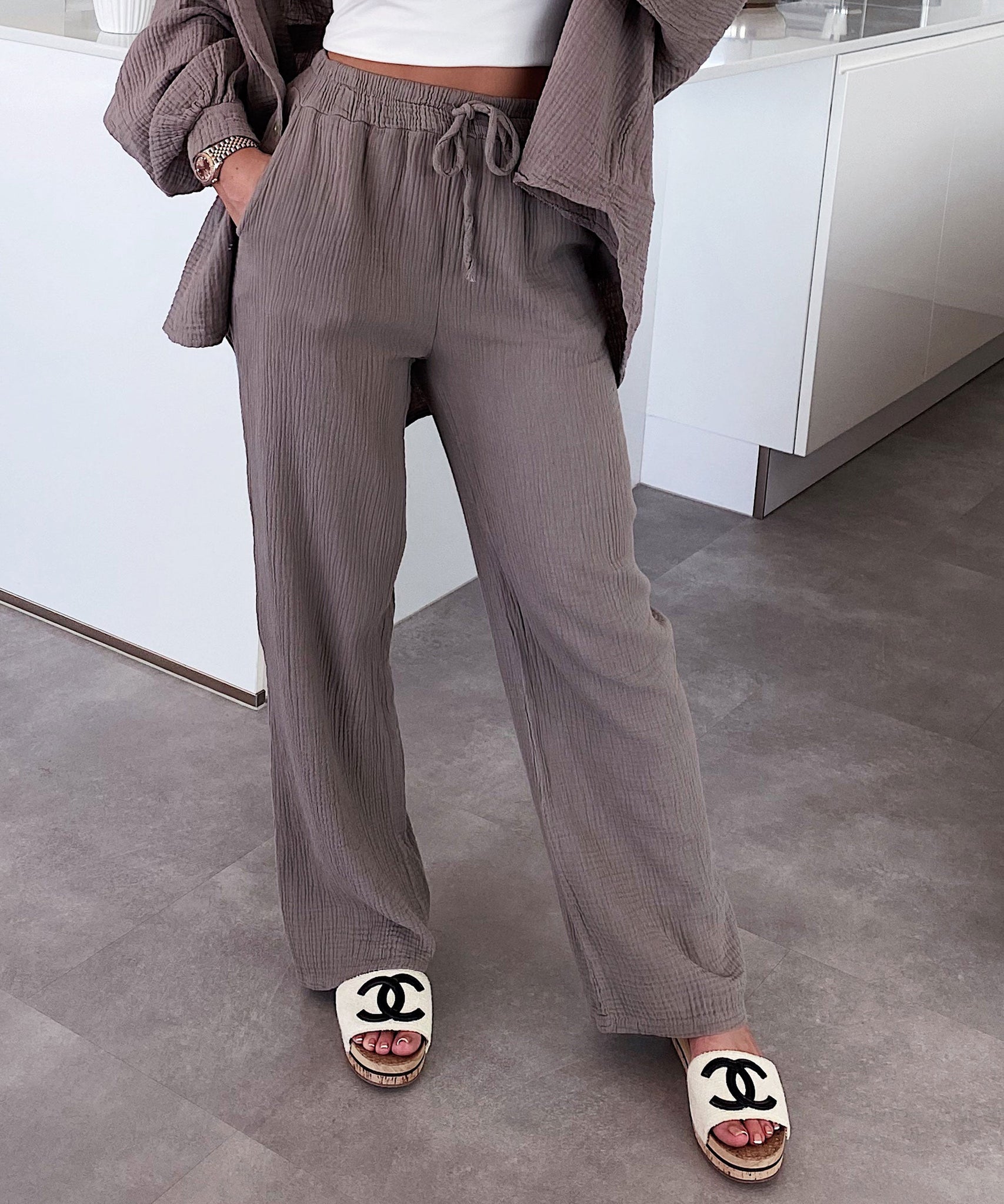 Musselin Hose Abril Taupe