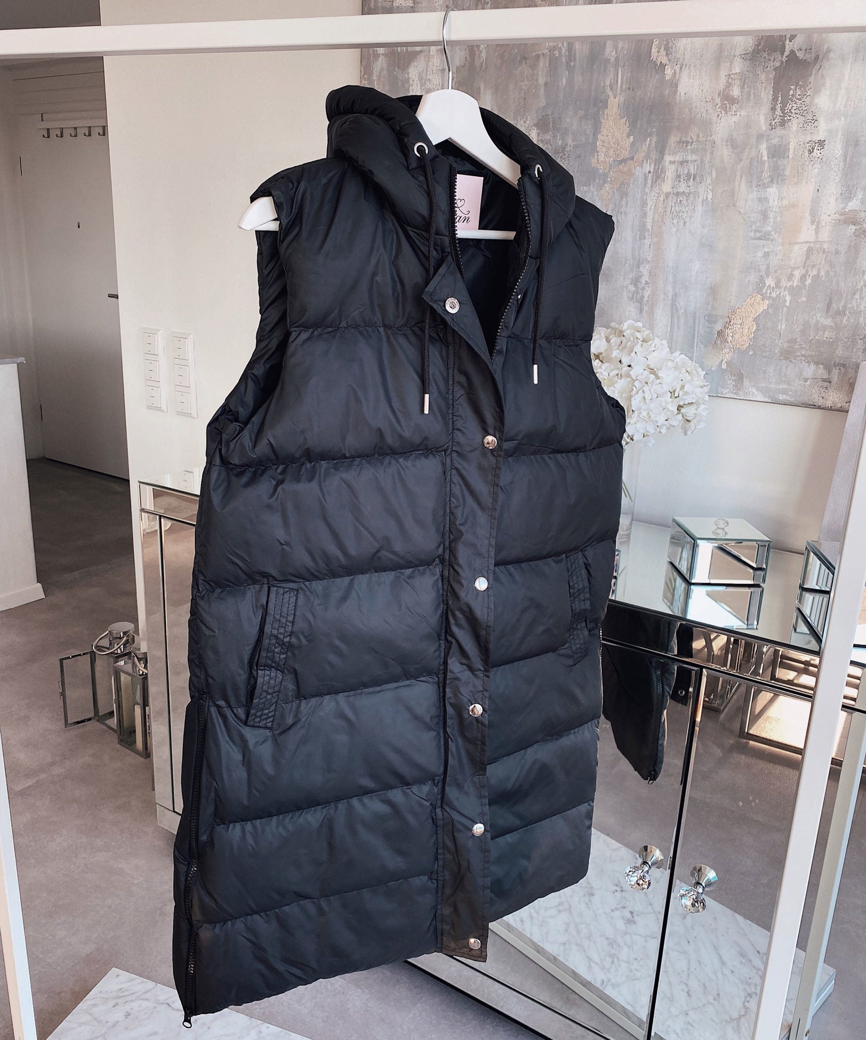 Weste Megan Lang Schwarz